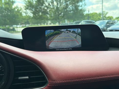 Used 2019 MAZDA MAZDA3 Hatchback w/ Premium Package FWD image 14