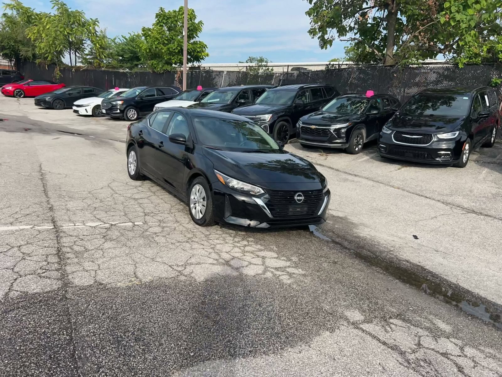 Used 2025 Nissan Sentra S FWD image 3