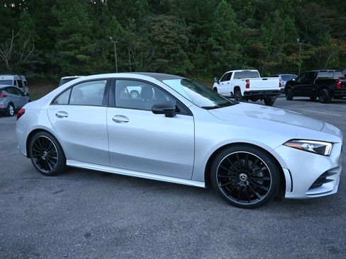 Used 2022 Mercedes-Benz A 220 A 220 image 11