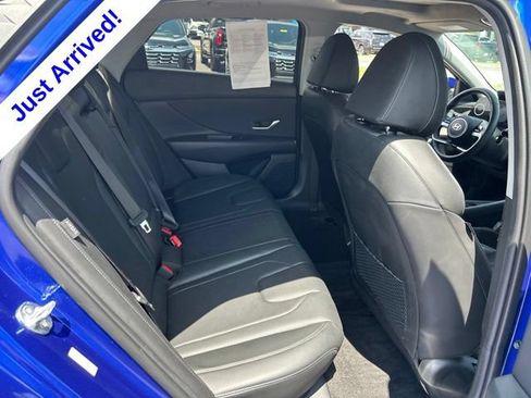 Used 2024 Hyundai Elantra Limited FWD image 30
