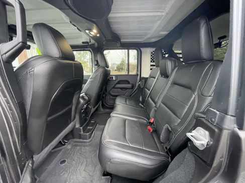 Used 2023 Jeep Wrangler Sahara w/ Cold Weather Group image 12