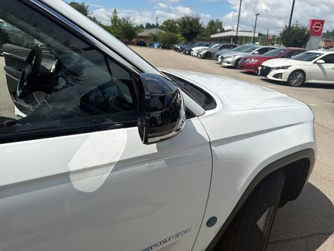 Used 2022 Jeep Grand Cherokee Limited 4xe AWD/4WD image 45