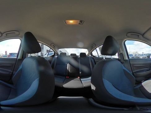 Used 2025 Nissan Versa SV FWD image 39