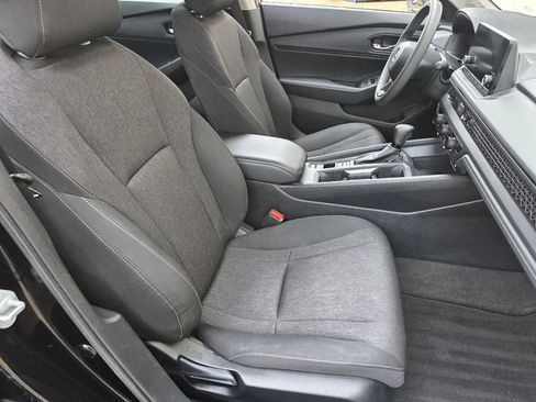 Used 2023 Honda Accord EX image 25