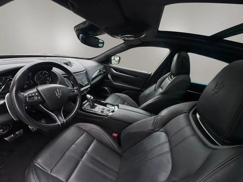 Used 2021 Maserati Levante GranSport AWD/4WD image 12