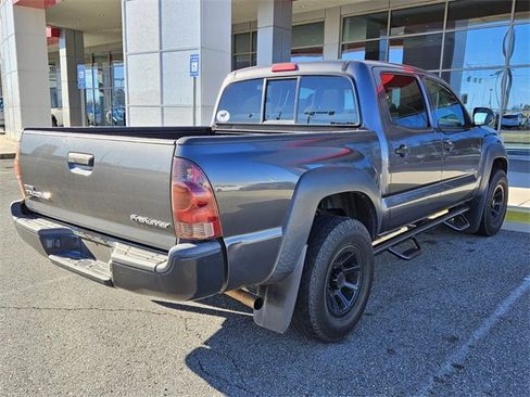 Used 2014 Toyota Tacoma PreRunner image 7