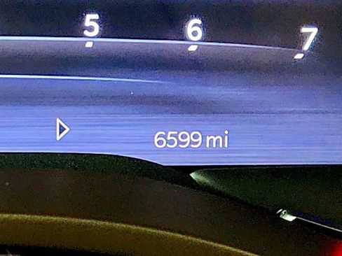 Used 2025 RAM 1500 Laramie image 16