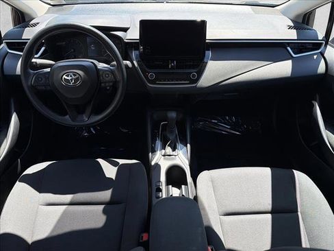 Used 2024 Toyota Corolla LE FWD image 25