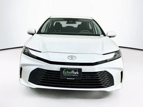 Used 2025 Toyota Camry LE FWD image 2