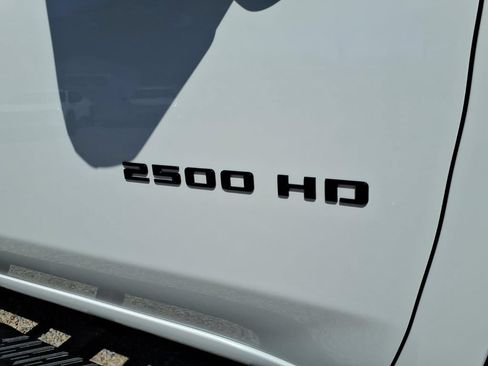 Used 2026 Chevrolet Silverado 2500 Custom w/ Custom Value Package AWD/4WD image 9