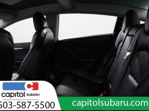 Used 2022 Tesla Model 3 Long Range AWD/4WD image 28