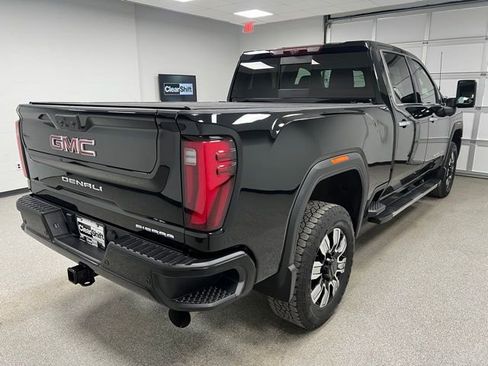 Used 2024 GMC Sierra 3500 Denali w/ Denali Reserve Package AWD/4WD image 9