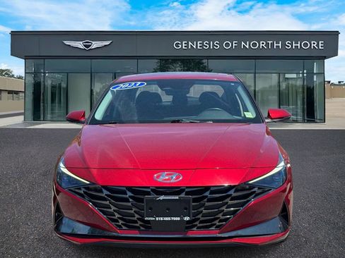 Certified 2023 Hyundai Elantra Limited FWD image 2