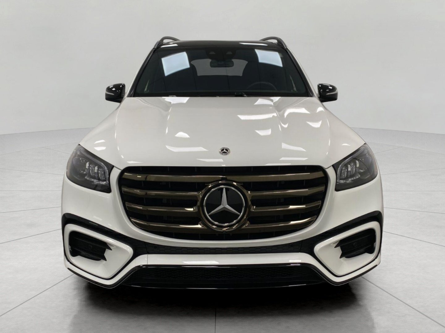 Certified 2026 Mercedes-Benz GLS 580 4MATIC image 11