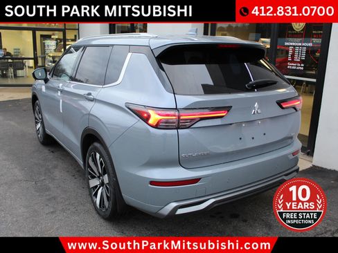 New 2026 Mitsubishi Outlander SEL image 7