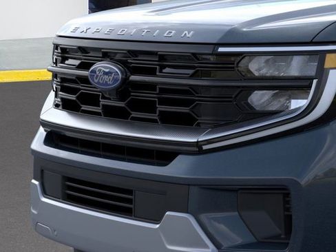 New 2026 Ford Expedition Platinum w/ Driver's Package image 20