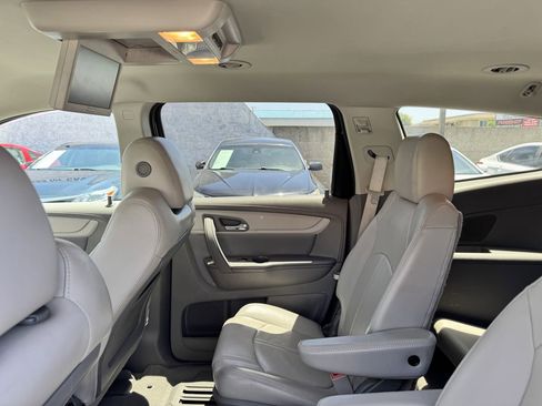 Used 2014 Chevrolet Traverse LT FWD image 30