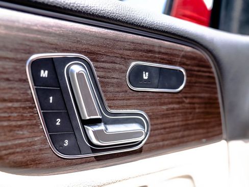 Used 2026 Mercedes-Benz GLB 250 4MATIC image 20