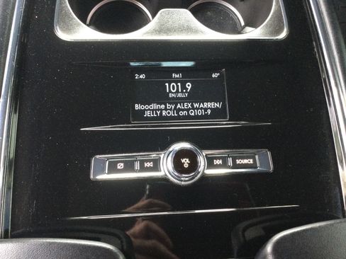 Used 2019 Lincoln Navigator Reserve AWD/4WD image 13
