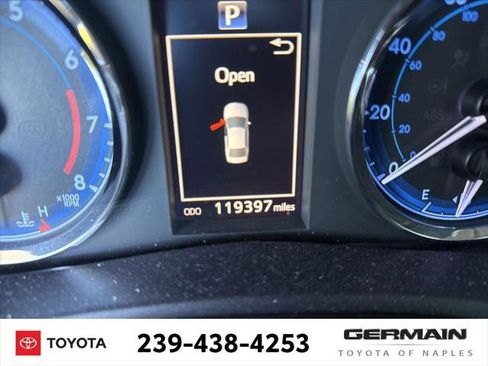 Certified 2019 Toyota Corolla SE w/ SE Premium Package image 22