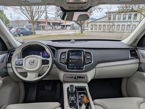 Used 2024 Volvo XC90 T8 Ultimate w/ Protection Package Premier image 15