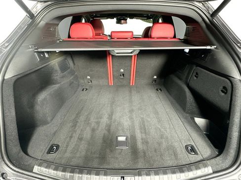 Used 2023 Alfa Romeo Stelvio Veloce image 32
