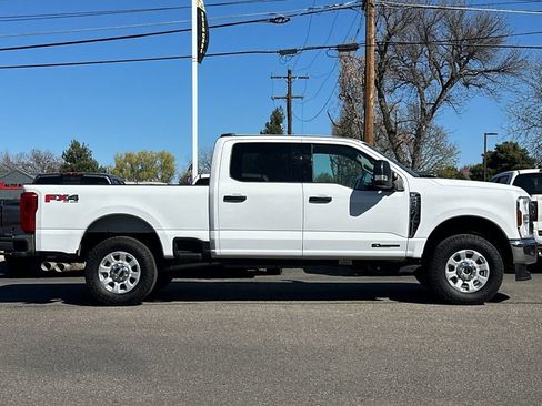 Used 2024 Ford F250 XLT w/ FX4 Off-Road Package image 3