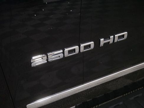 Used 2016 GMC Sierra 2500 SLT w/ Driver Alert Package AWD/4WD image 14