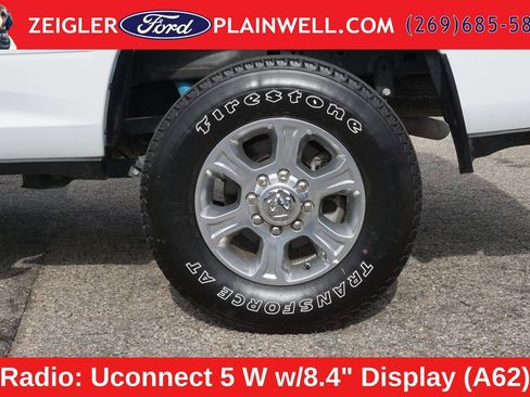 Used 2024 RAM 2500 Big Horn w/ Off Road Package AWD/4WD image 9