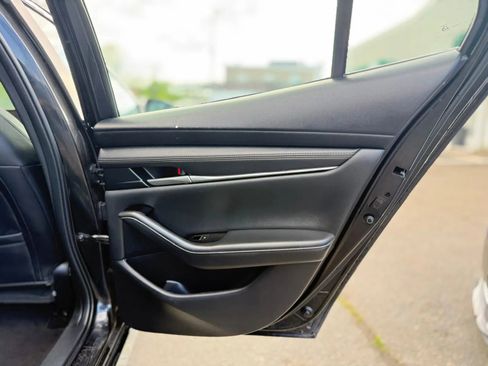 Used 2024 MAZDA MAZDA3 s FWD image 25