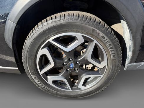 Used 2019 Subaru Crosstrek 2.0i Limited w/ Moonroof Package w/Navigation image 9