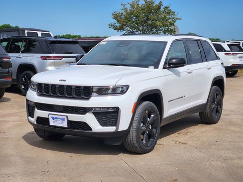 New 2026 Jeep Grand Cherokee Limited image 2