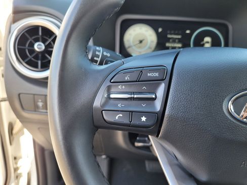 Used 2023 Hyundai Kona SEL image 21