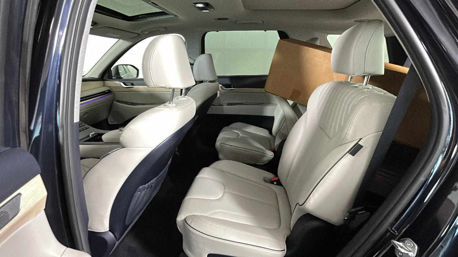 Used 2024 Hyundai Palisade Limited AWD/4WD image 31