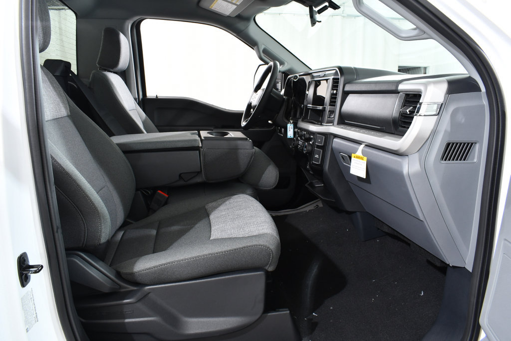 New 2027 Ford F350 XLT w/ FX4 Off-Road Package AWD/4WD image 10