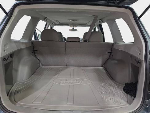 Used 2009 Subaru Forester 2.5X L.L. Bean w/ Popular Equipment Group 2 AWD/4WD image 14
