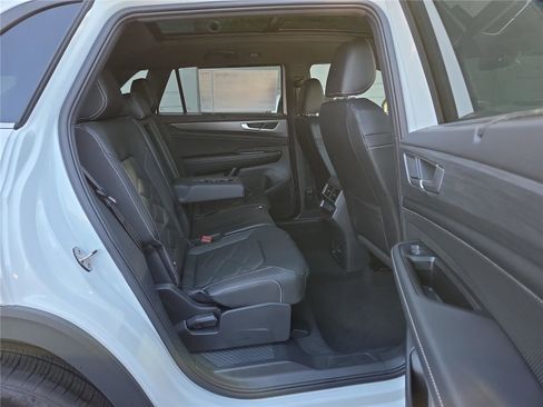 New 2026 Volkswagen Atlas Cross Sport SE image 31