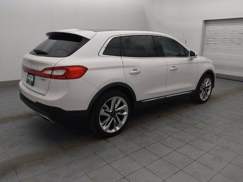 Used 2017 Lincoln MKX Reserve w/ Lincoln MKX Climate Package image 10