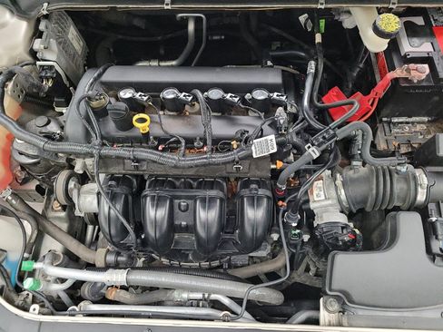 Used 2018 Ford Fusion SE w/ Equipment Group 201A FWD image 30