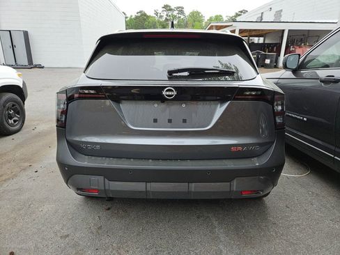 Used 2025 Nissan Kicks SR image 8