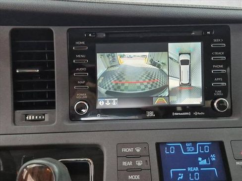 Used 2020 Toyota Sienna Limited Premium AWD/4WD image 14