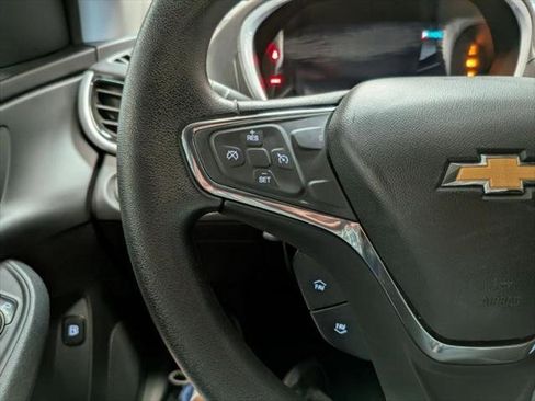Used 2018 Chevrolet Volt LT image 15