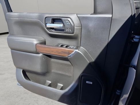 Used 2019 GMC Sierra 1500 SLT w/ SLT Premium Plus Package image 25