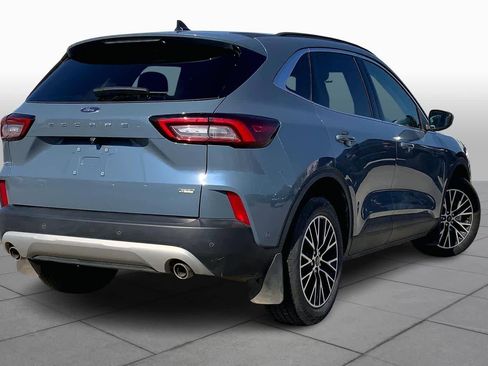 Used 2023 Ford Escape SE w/ PHEV Premium Package image 12