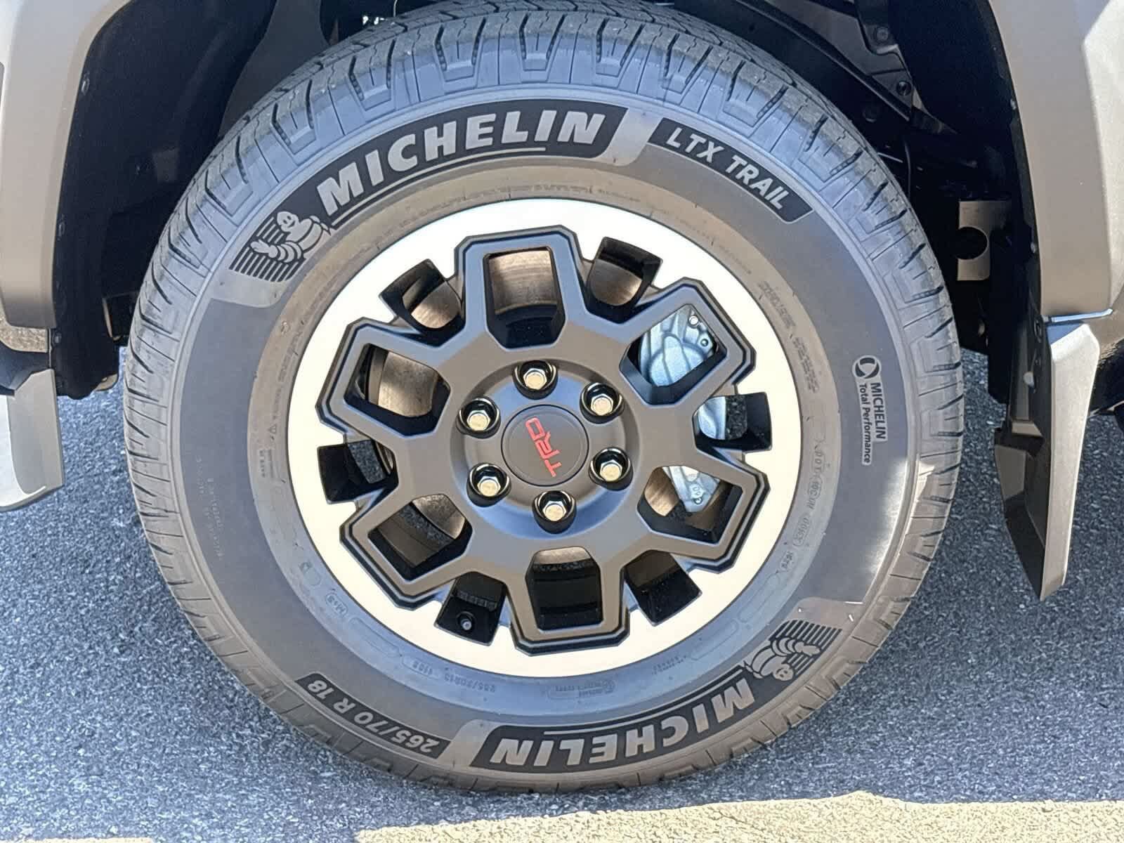 Used 2025 Toyota 4Runner TRD Off-Road AWD/4WD image 10