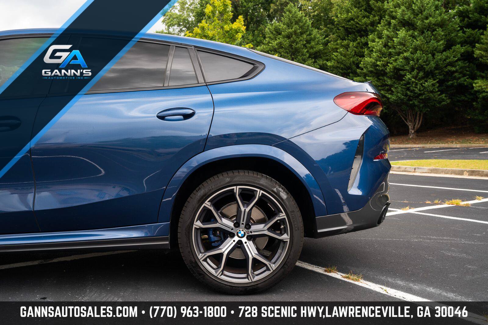 Used 2022 BMW X6 xDrive40i w/ M Sport Package AWD/4WD image 5