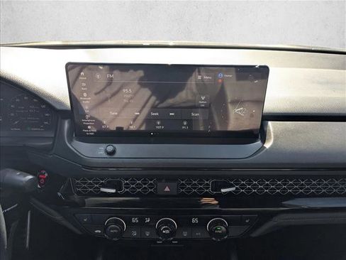 Used 2023 Honda Accord Sport image 13