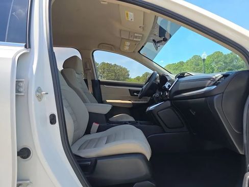 Used 2018 Honda CR-V LX image 42