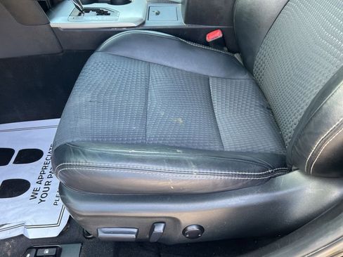 Used 2012 Toyota Camry SE FWD image 27