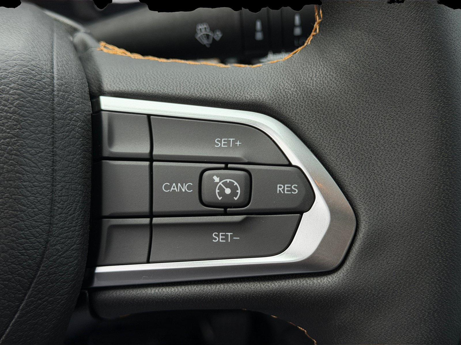 New 2026 Jeep Compass Latitude AWD/4WD image 33